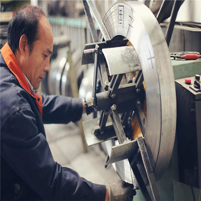 CrN Τελειοποίηση Μαχαγόνι Στρίψιμο Carbide Band Saw Blade Για την κοπή ξύλου